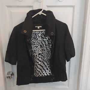 Dalia Collection Black Short-Sleeve Jacket with Graphic Lining